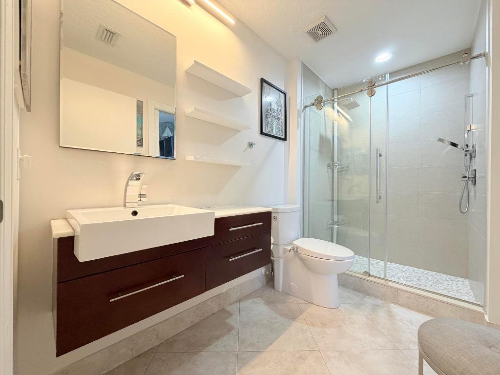 HIBISCUS BY THE SEA CONDOMINIUM - Residential