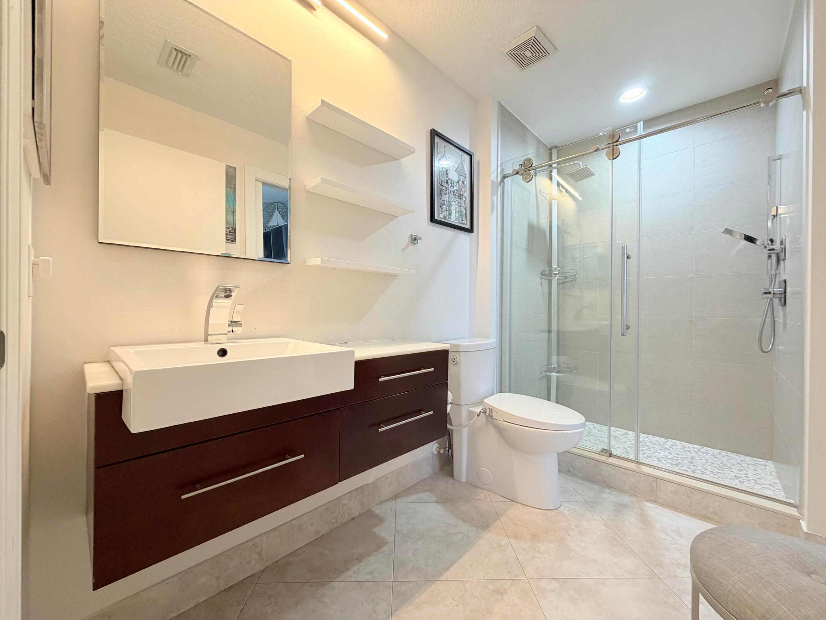 HIBISCUS BY THE SEA CONDOMINIUM - Residential