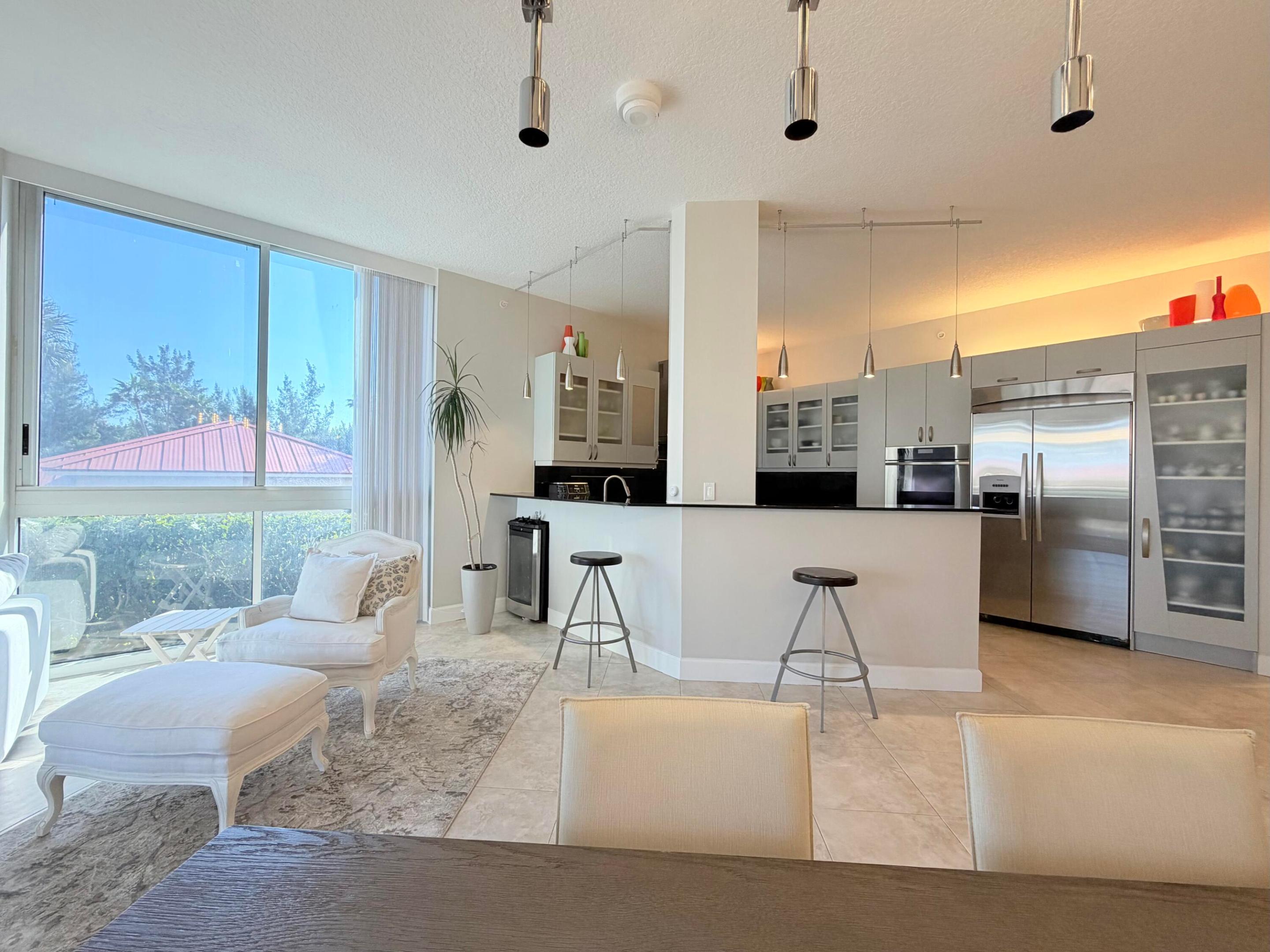 HIBISCUS BY THE SEA CONDOMINIUM - Residential