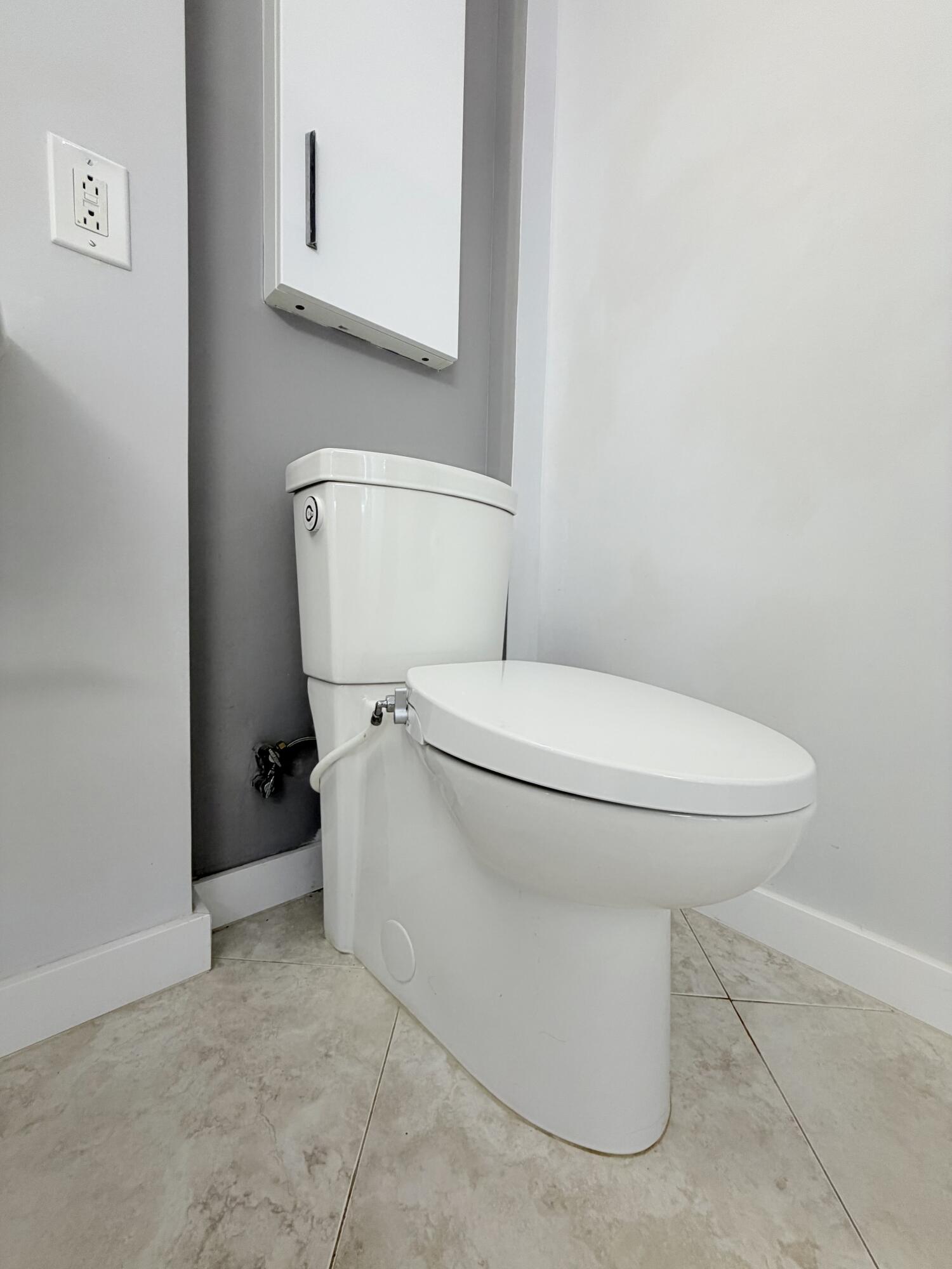 HIBISCUS BY THE SEA CONDOMINIUM - Residential