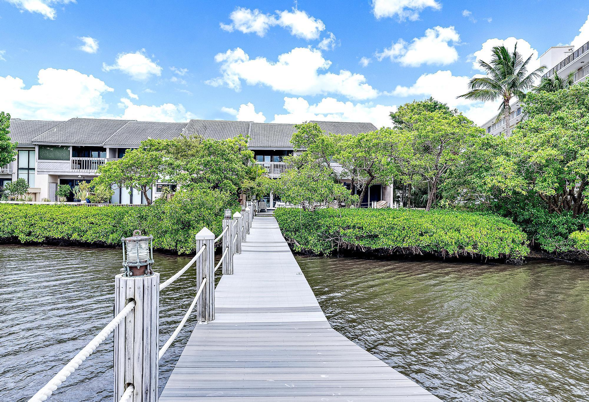 Sausalito Townhouses - Residential Lease