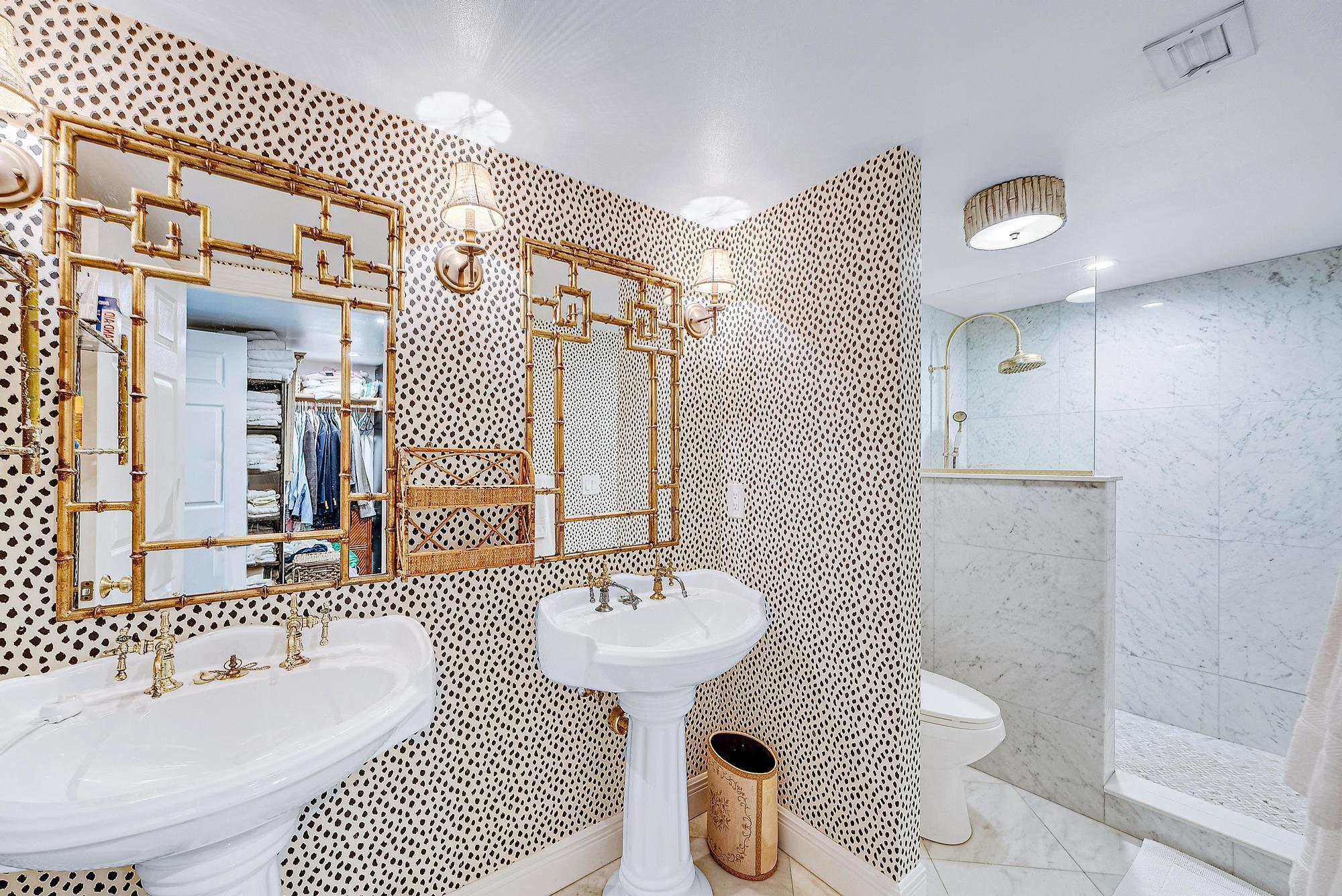 Sausalito Townhouses - Residential Lease