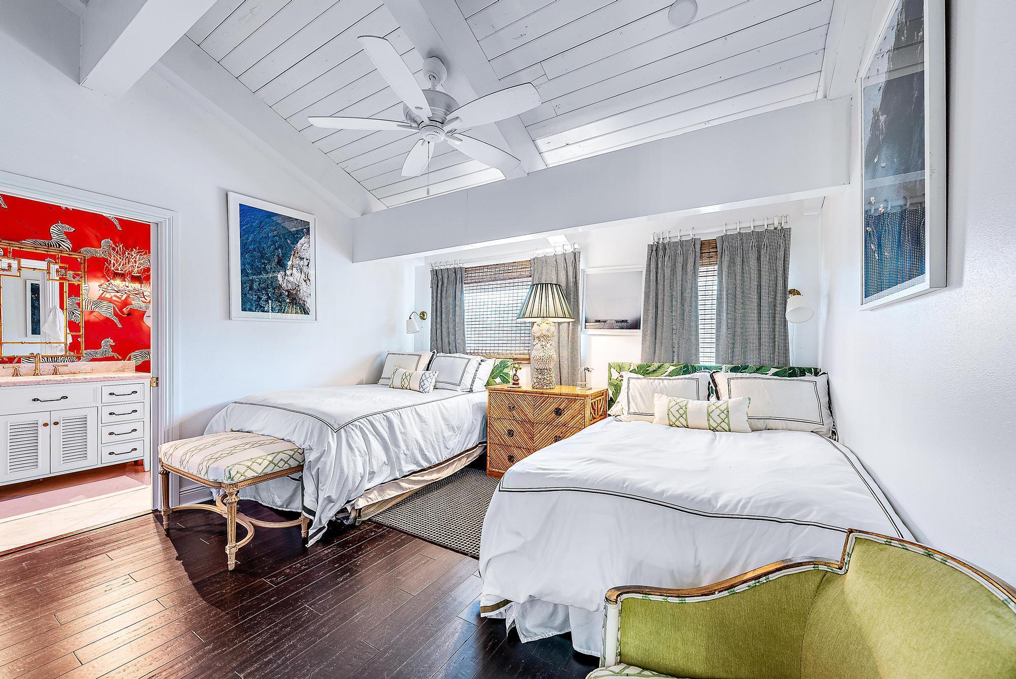 Sausalito Townhouses - Residential Lease