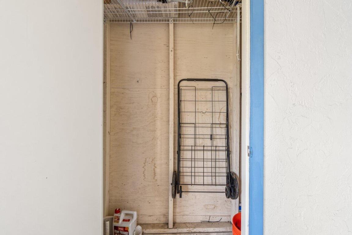 PINE RIDGE SOUTH IV CONDO - Residential