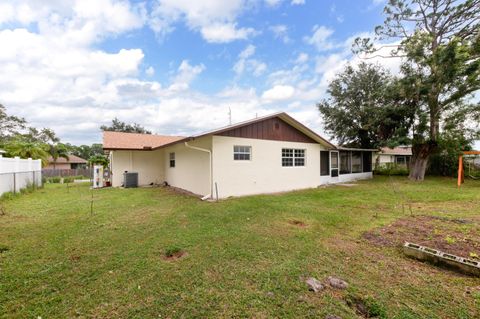 A home in Port St Lucie