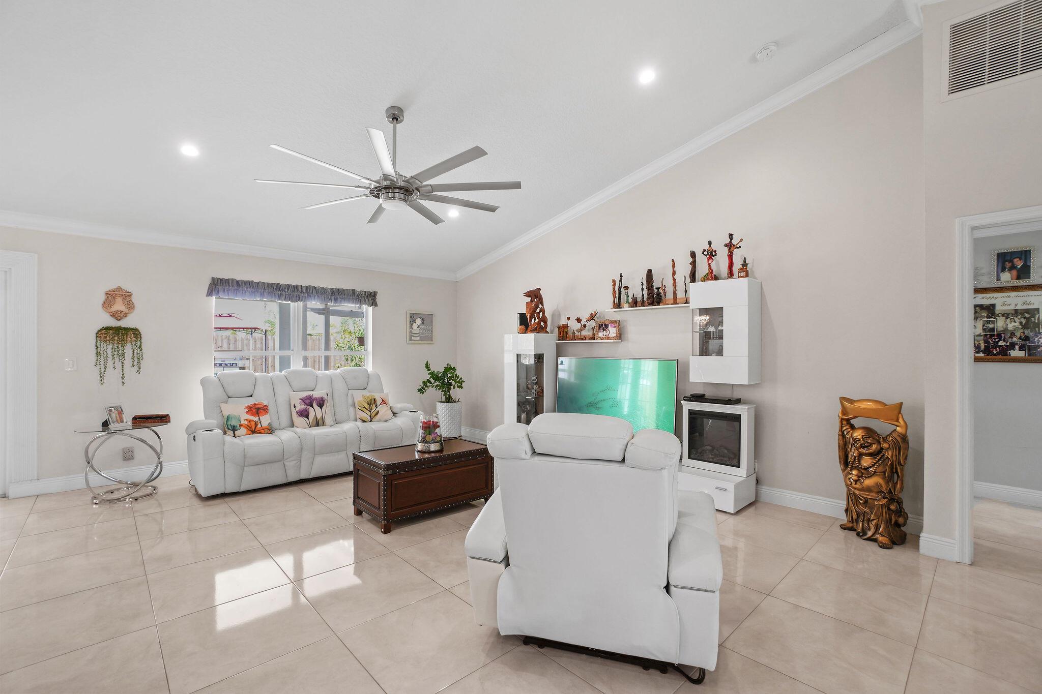 PORT ST LUCIE SECTION 15 - Residential