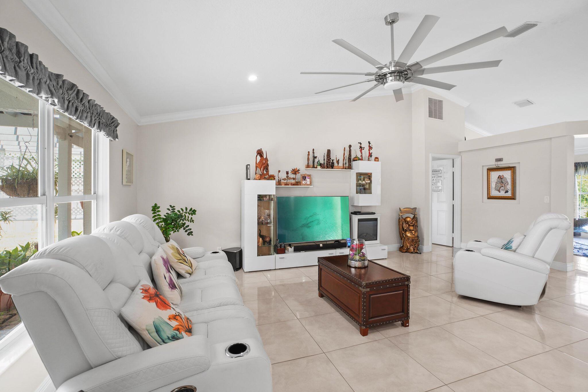 PORT ST LUCIE SECTION 15 - Residential