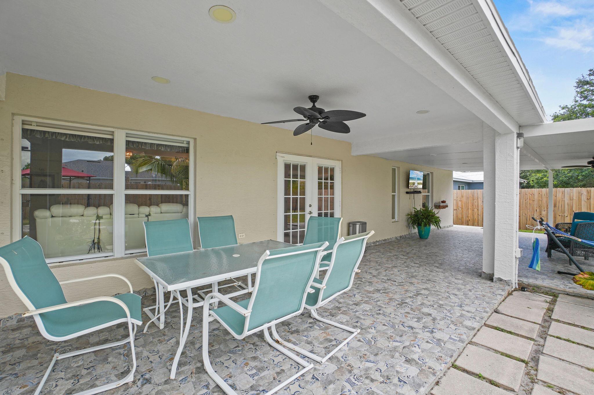 PORT ST LUCIE SECTION 15 - Residential