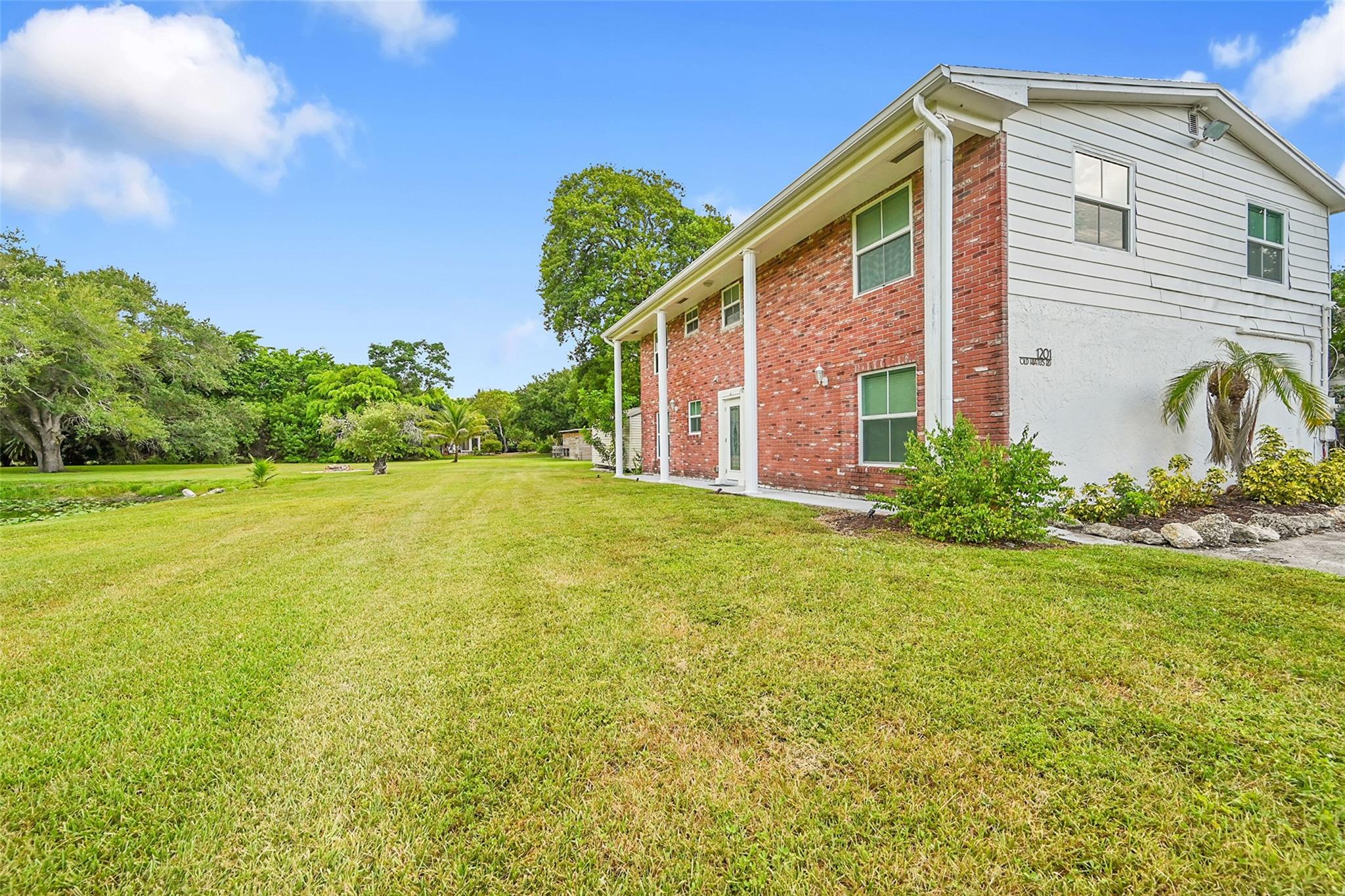 1201 NW 112th Ave (N Old Hiatus Rd)