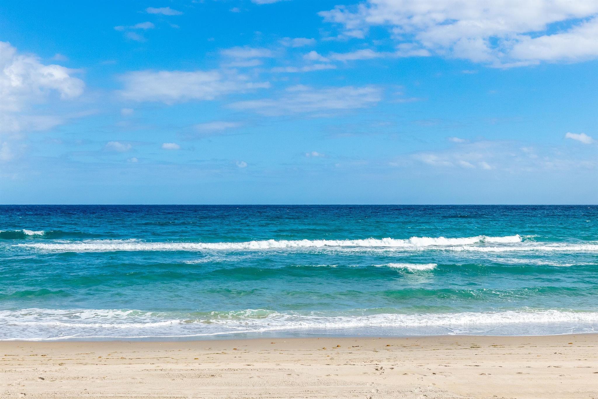 TWO THOUSAND CONDO - Residential