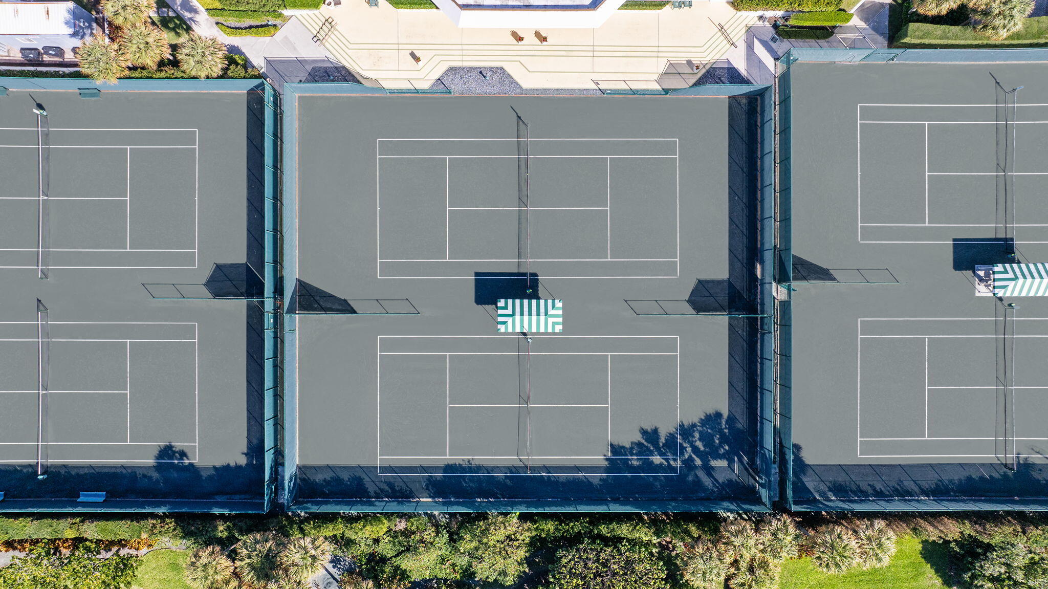 TWO THOUSAND CONDO - Residential