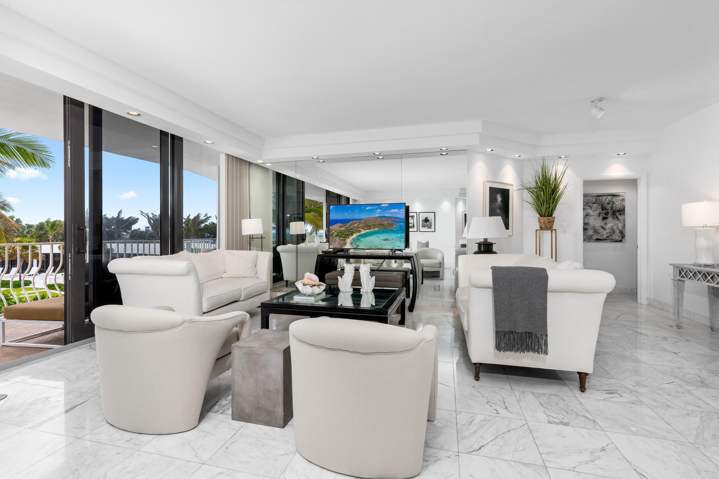 TWO THOUSAND CONDO - Residential