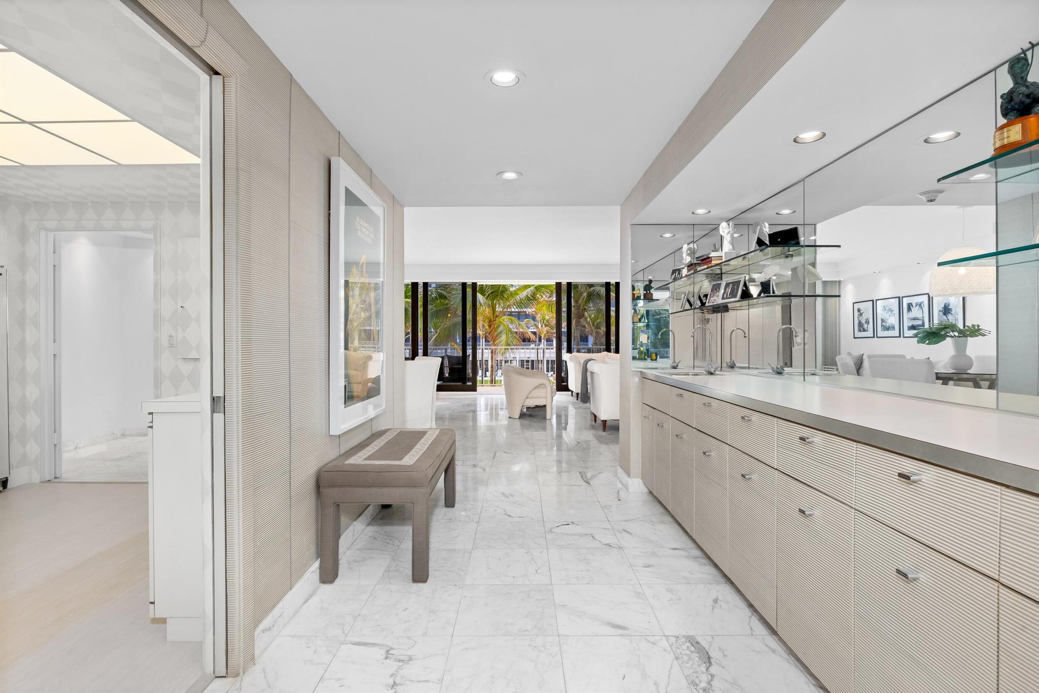 TWO THOUSAND CONDO - Residential