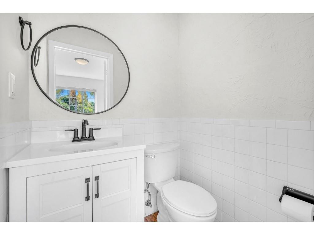 Hollywood Little Ranches - Residential Lease