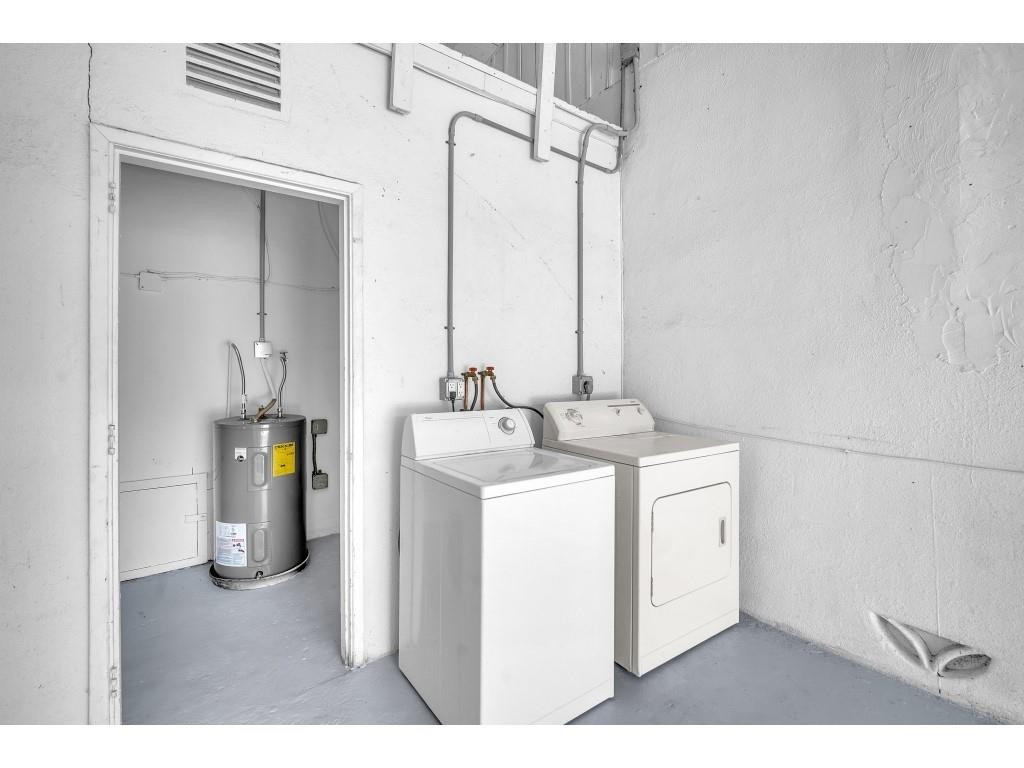 Hollywood Little Ranches - Residential Lease