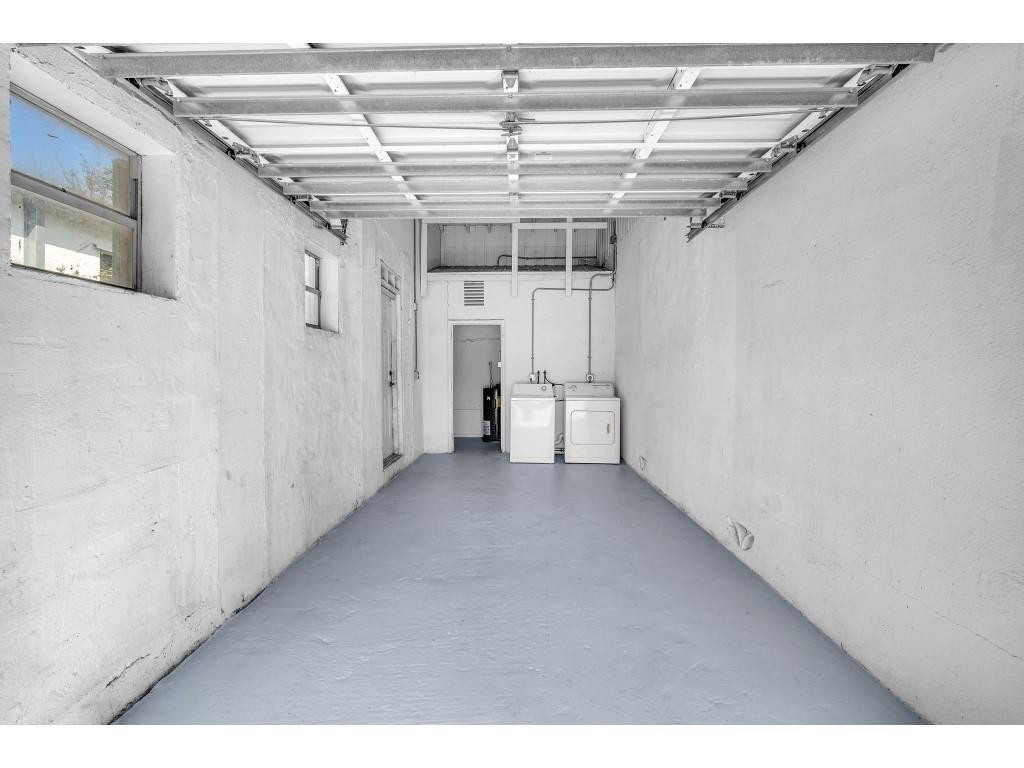 Hollywood Little Ranches - Residential Lease