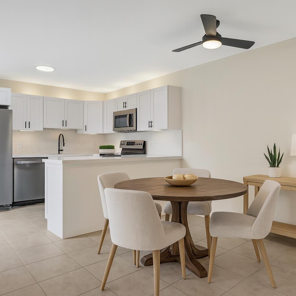 EMERALD LAKES - Residential