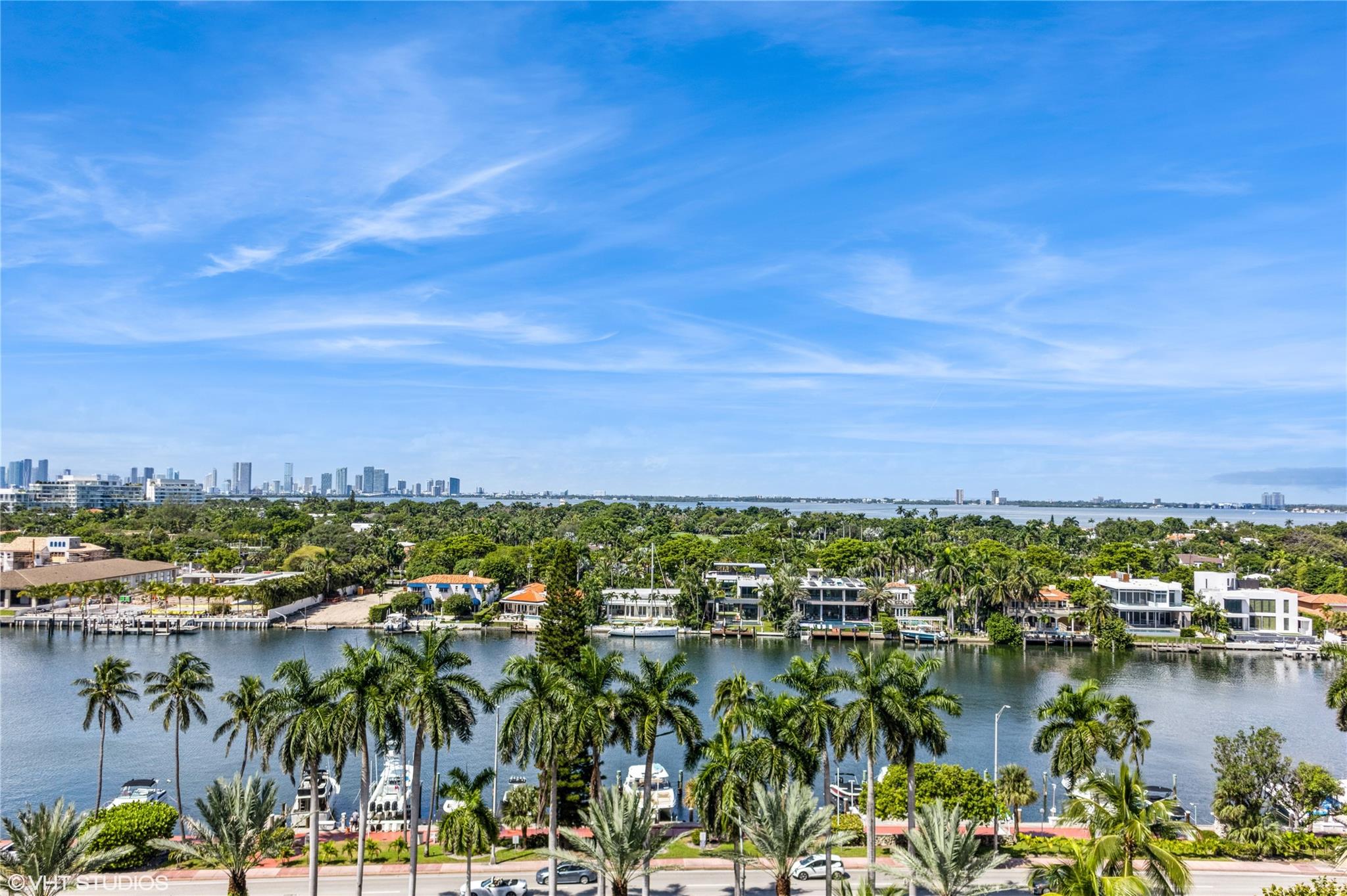 5161 Collins Ave 1118