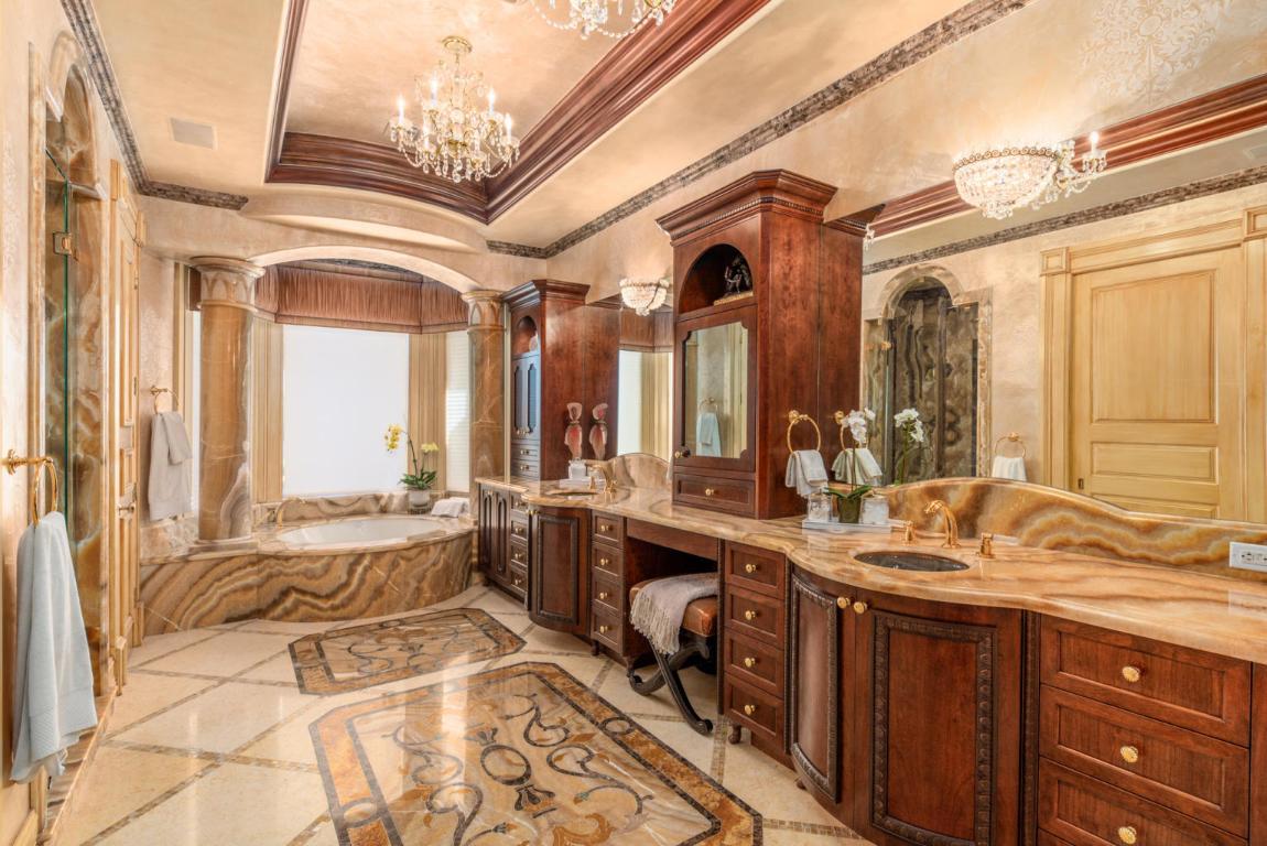 Admirals Cove - Residential