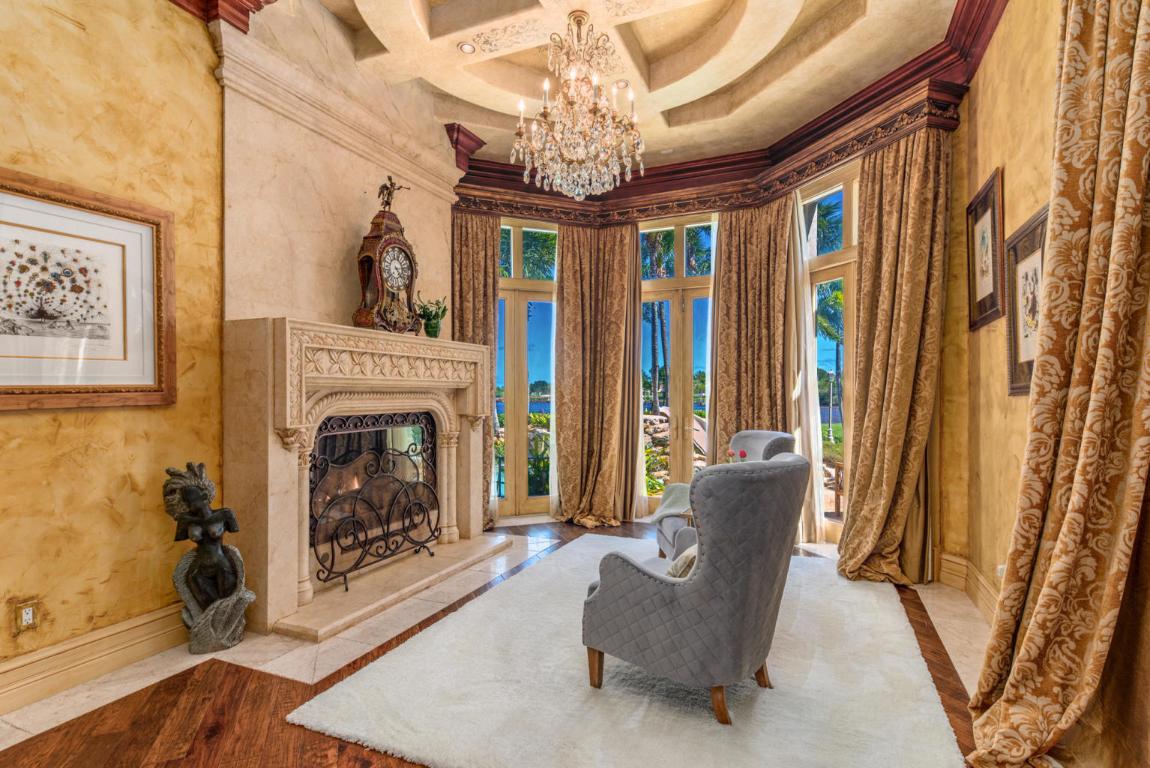 Admirals Cove - Residential