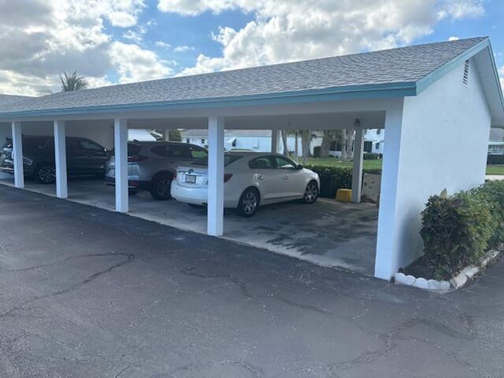 Photo of 10162 N Meridian Way N #6, Palm Beach Gardens, FL 33410 (MLS # R11140541)