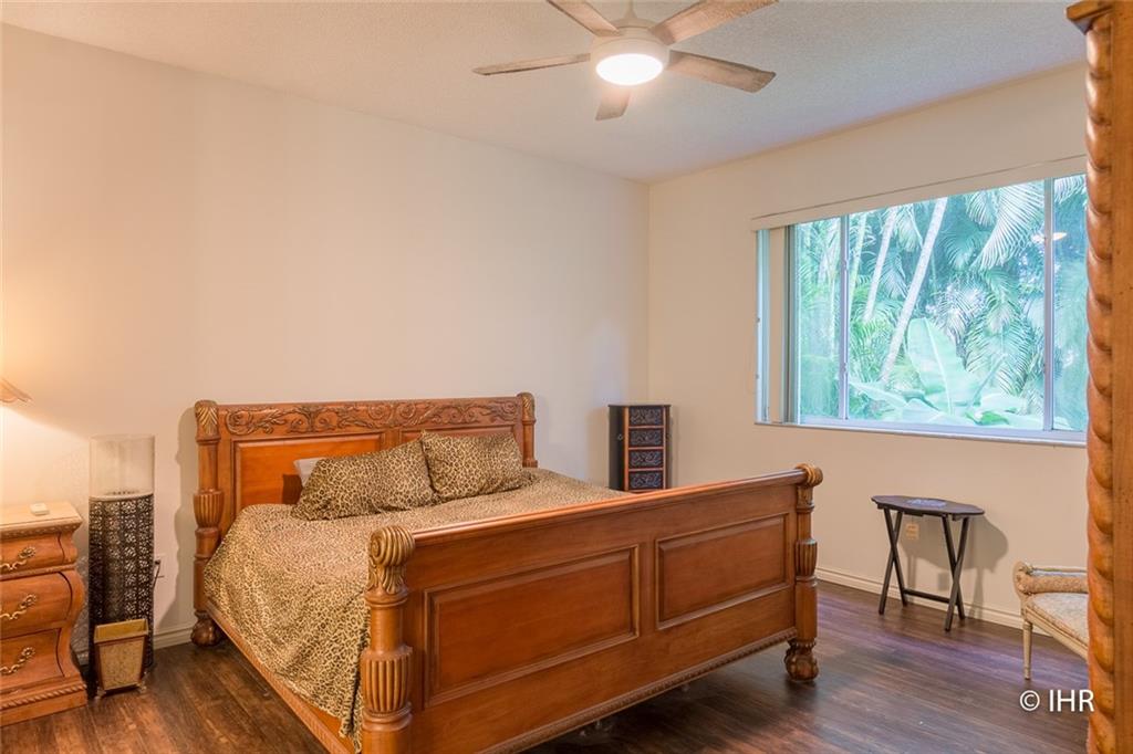 CLUBSIDE POINT - Residential