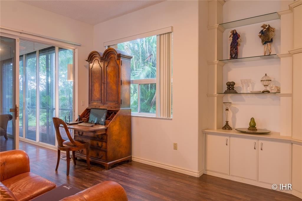 CLUBSIDE POINT - Residential