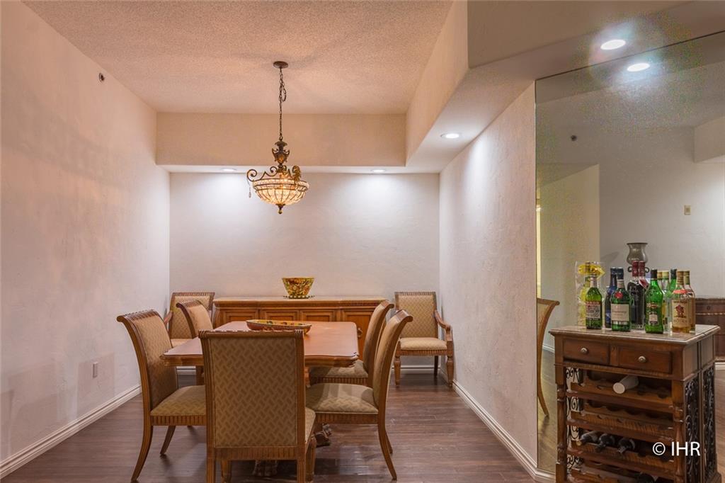 CLUBSIDE POINT - Residential