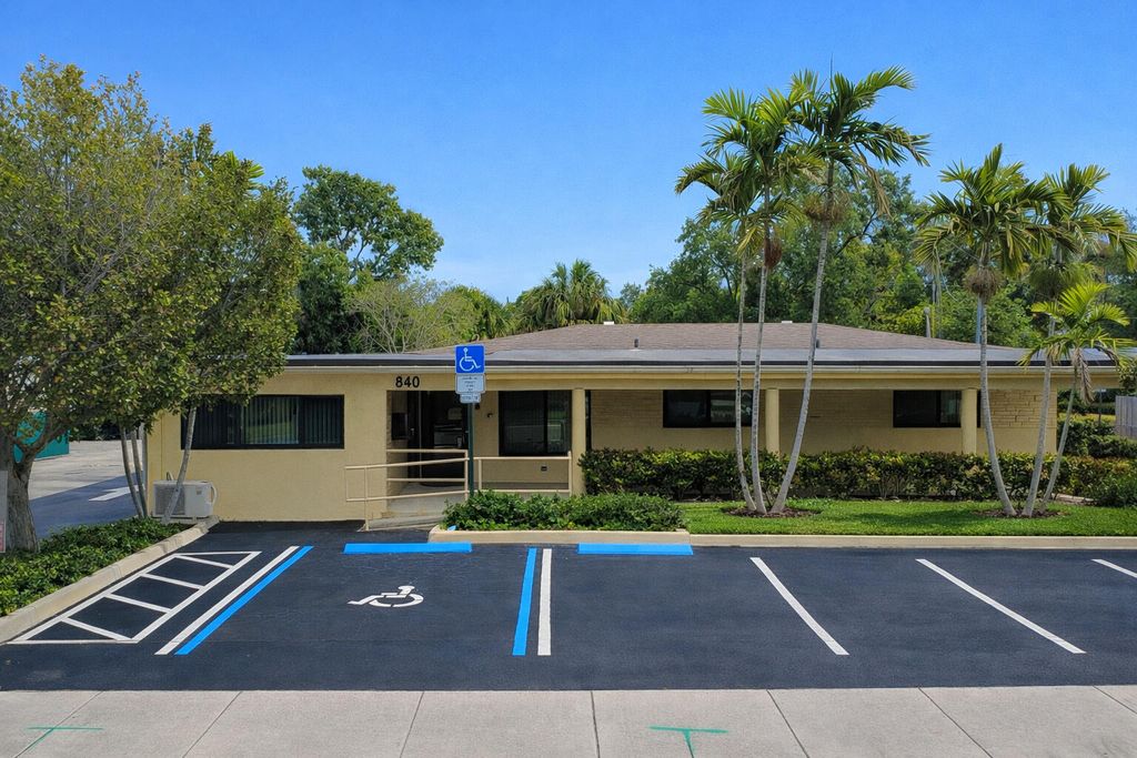 Photo of 840 S State Road 7, Plantation, FL 33317 (MLS # B26017698)