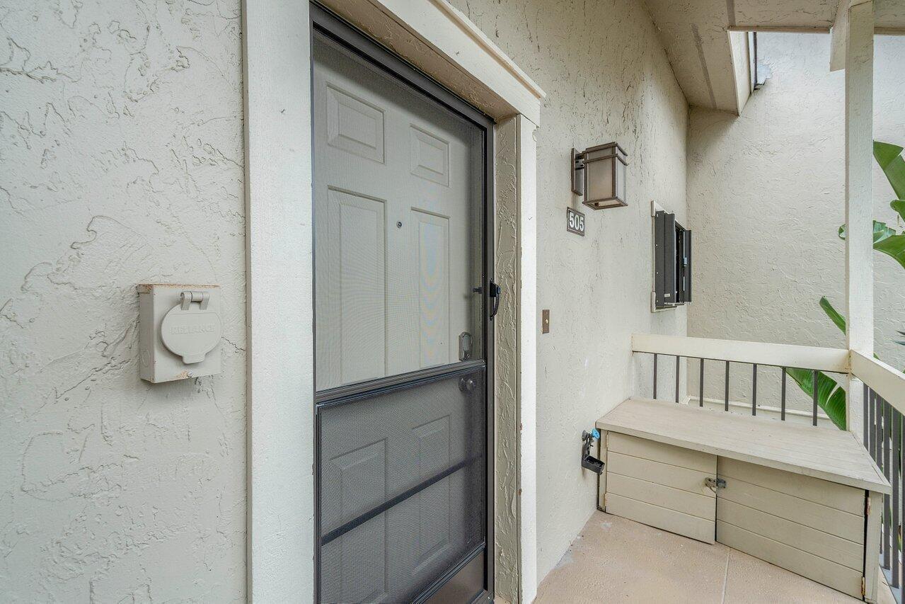 TENNIS LODGES 1 CONDO - Residential