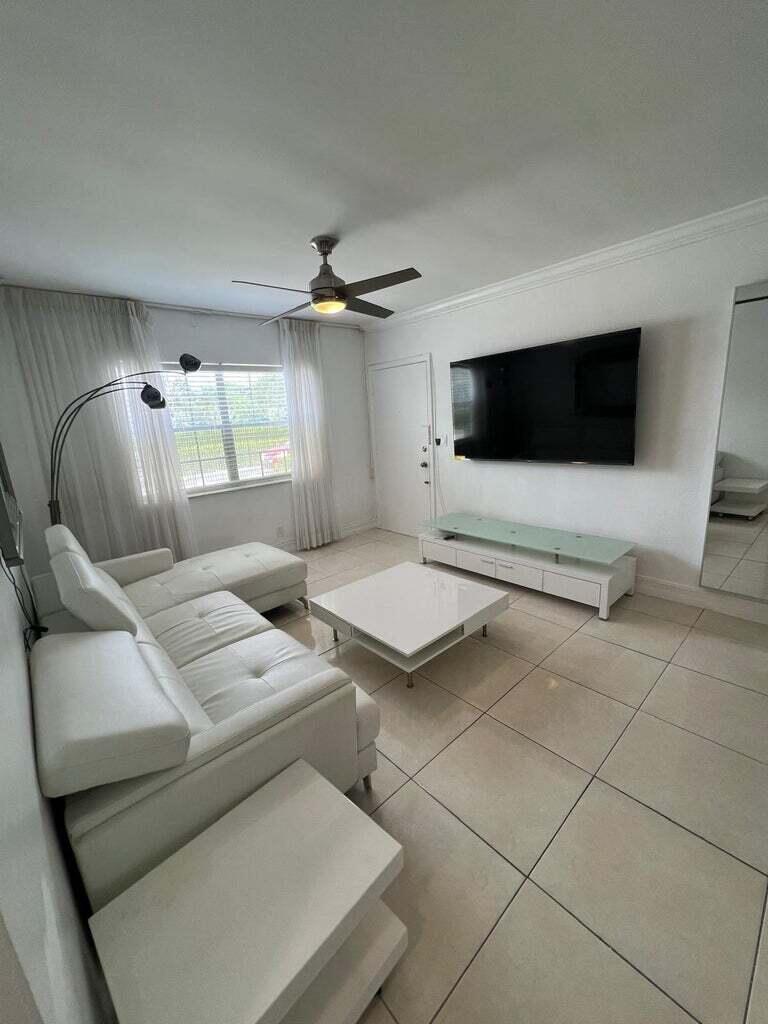 299 SW 7th Street 110