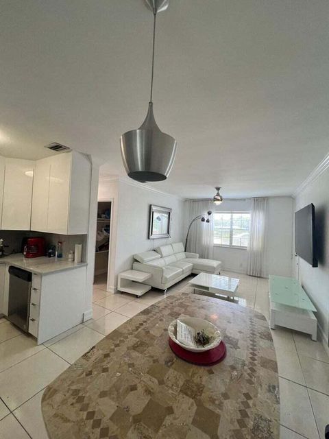 299 SW 7th Street 110 Boca Raton FL 33432