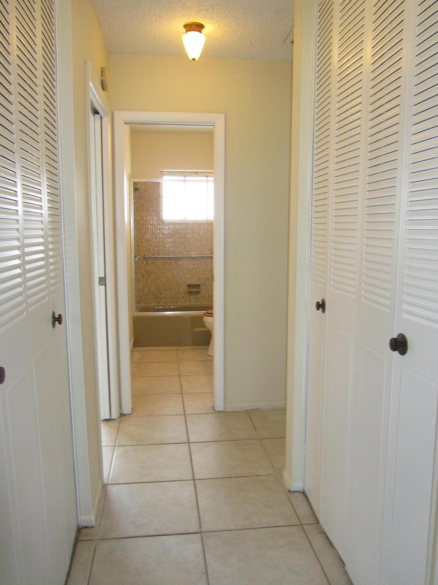 Cresthaven - Residential