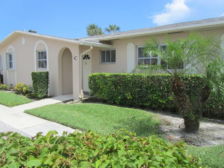 Light and bright 2 bedroom, 2 bath villa offers 2018 fresh paint through out, a newer breaker box, 2012 AC, big tiles through out and tons of storage.  This is a great, active, 55+ community with a clubhouse, auditorium (local talent shows and shows are brought in) pool, billiards, exercise room and more!!!