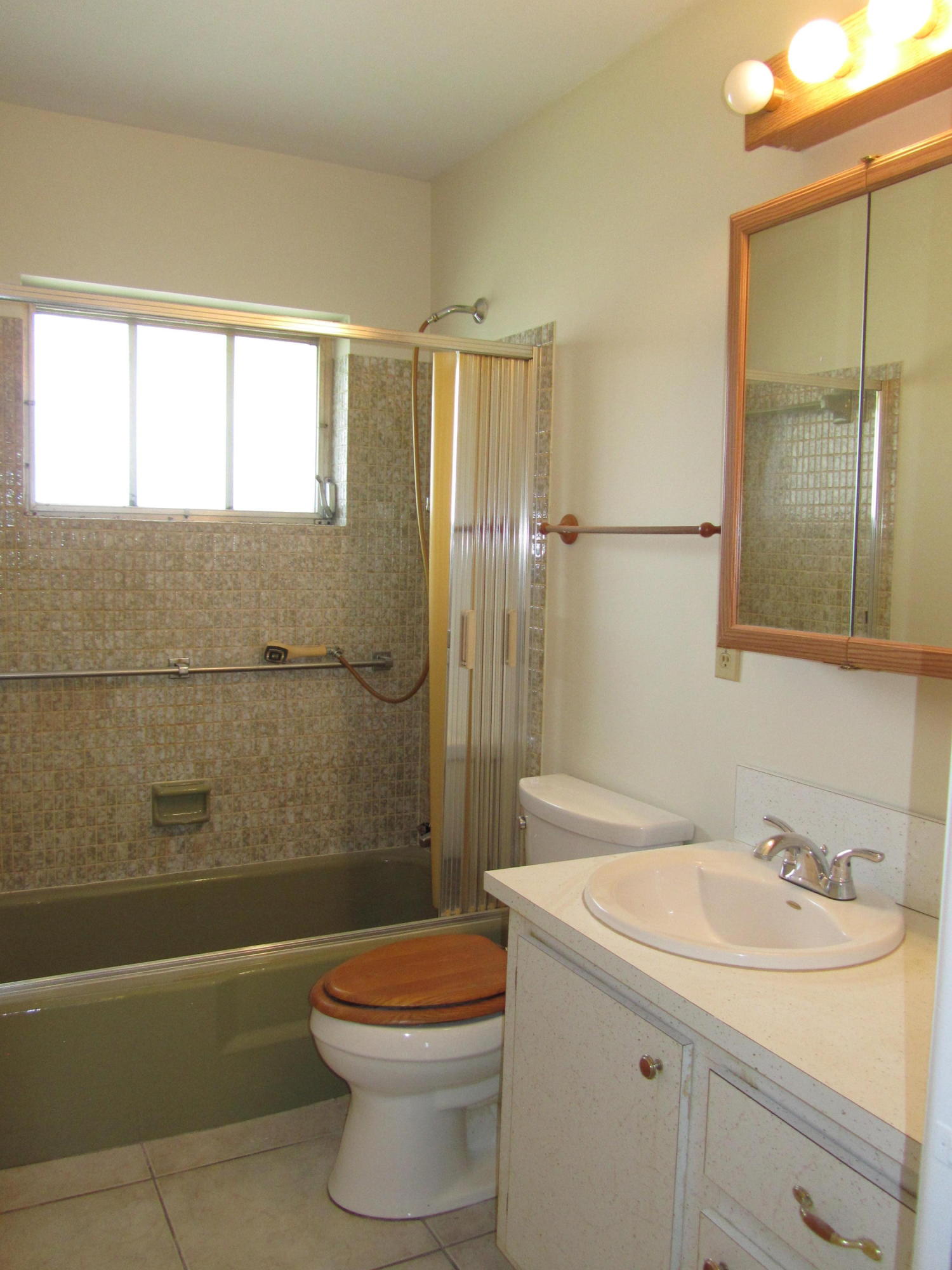 Cresthaven - Residential