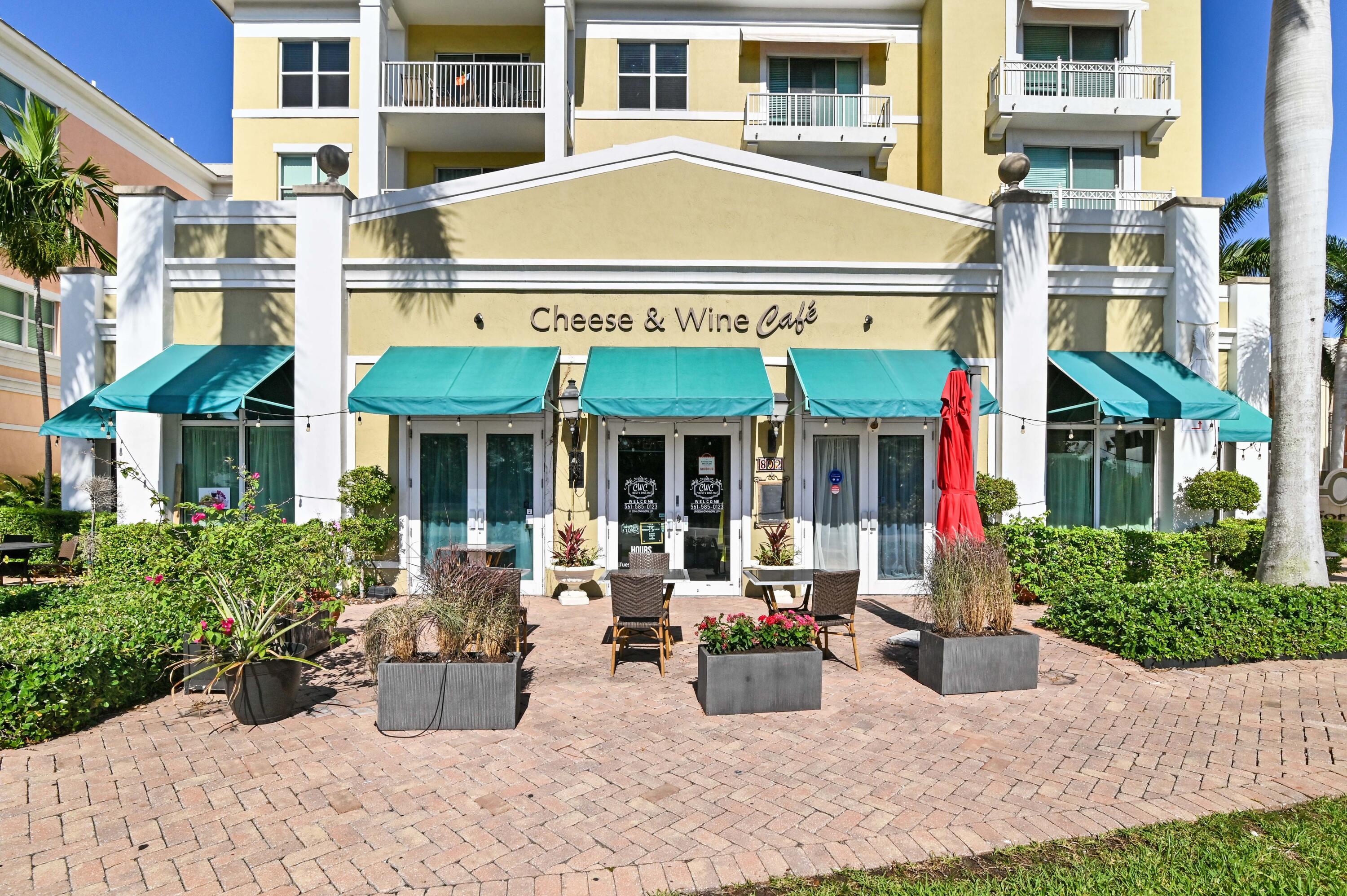 MOORINGS AT LANTANA CONDO - Residential