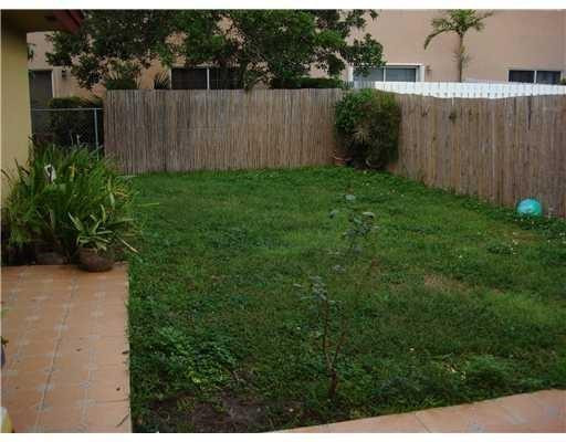 CORAL SPRINGS UNIVERSITY - Residential Lease