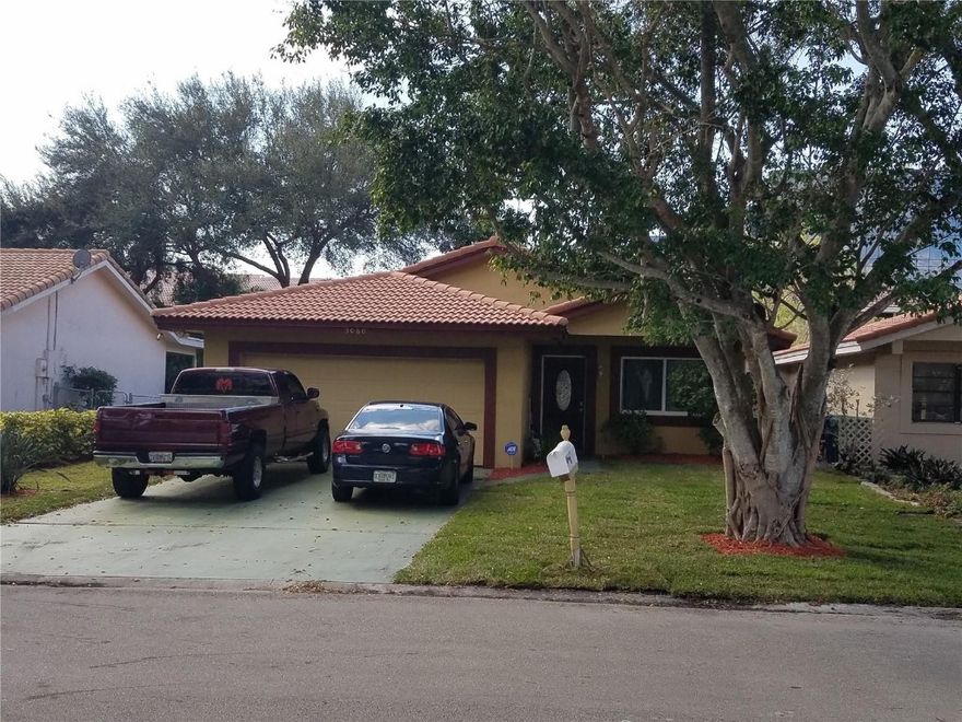 BEAUTIFUL 4 BEDROOM,2 BAT HOME LOCATED IN FOREST HILLS. THIS HOME SITUATED ON AN OVERSIZED PIE-SHAPED LOT FEATURES UPDATED KITCHEN WITH NEWER APPLIANCES,SPACIOUS FAMILY ROOM WITH BUILT-INS, NEWER A/C,SPLIT BEDROOM PLAN,LARGE PATIO, SECLUDED BACKYARD WITH LISH LANDSCAPING, NO HOA! LOCATED 3 BLOCKS FROM DOWNTOWN CORAL SPRINGS,CLOSE TO SCHOOLS,SHOPPING AND SAWGRASS EXPRESSWAY. DON'T MISS THIS ONE!.SHOWING ONLY W/AGENT,NO LOCK-BOX.