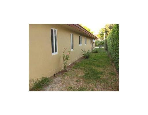 CORAL SPRINGS UNIVERSITY - Residential Lease