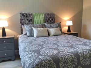 VILLAGEWALK OF WELLINGTON 4 - Residential Lease