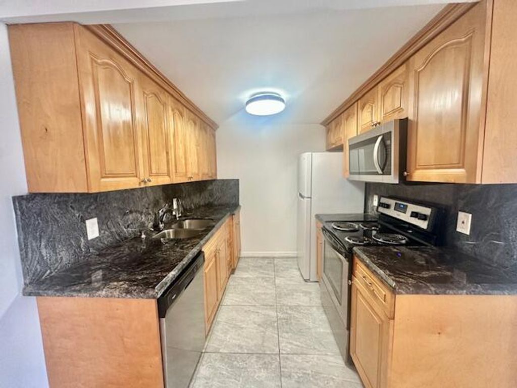 Photo of 1067 Cornwall D, Boca Raton, FL 33434 (MLS # B26007933)