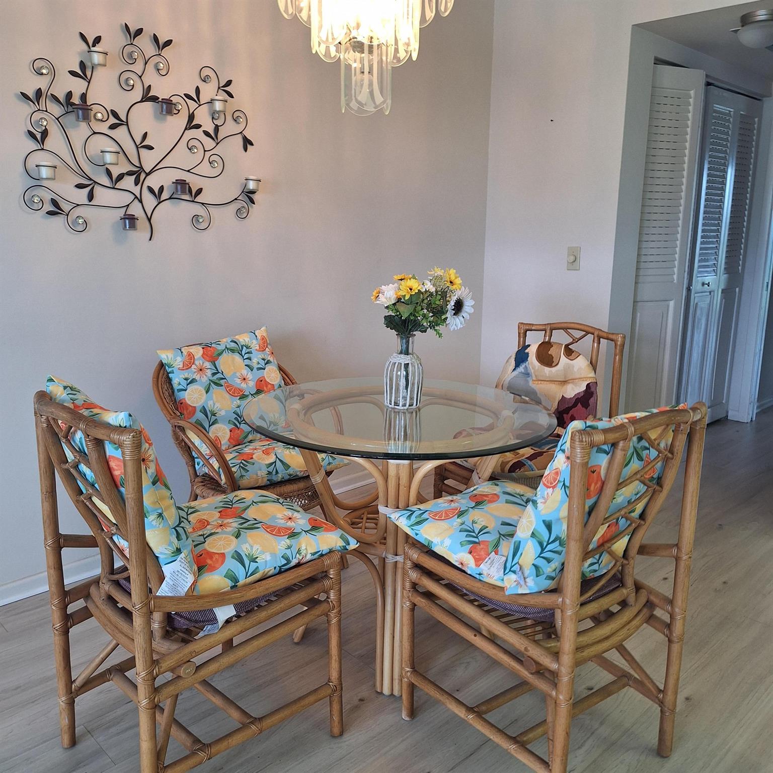 4087 Cornwall E