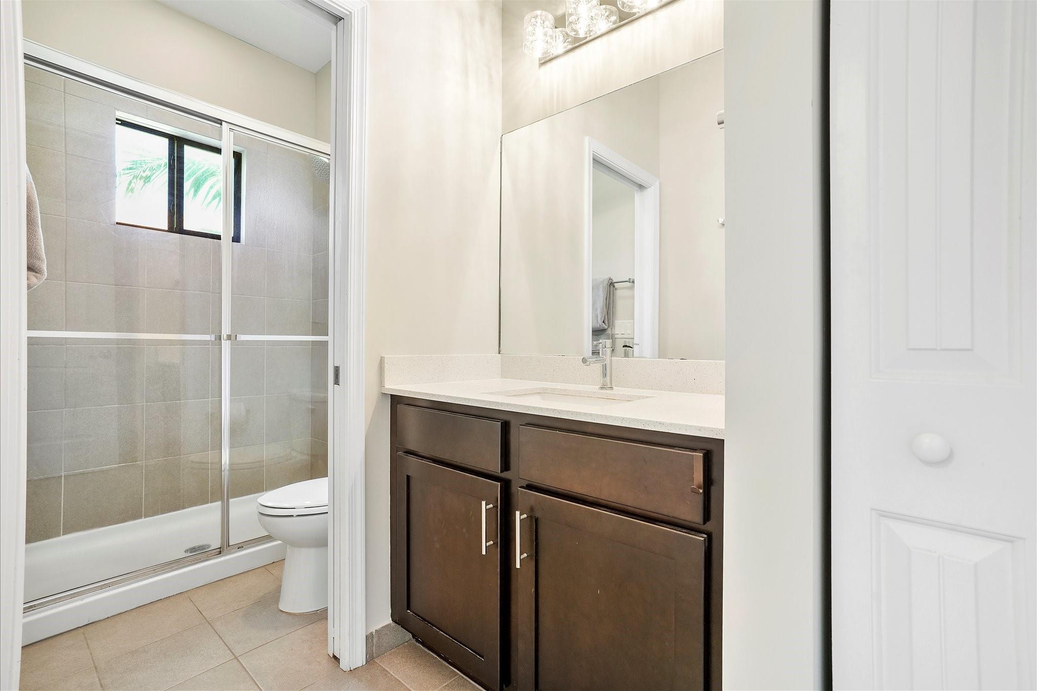EASTSIDE VILLAGE of Oakla - Residential