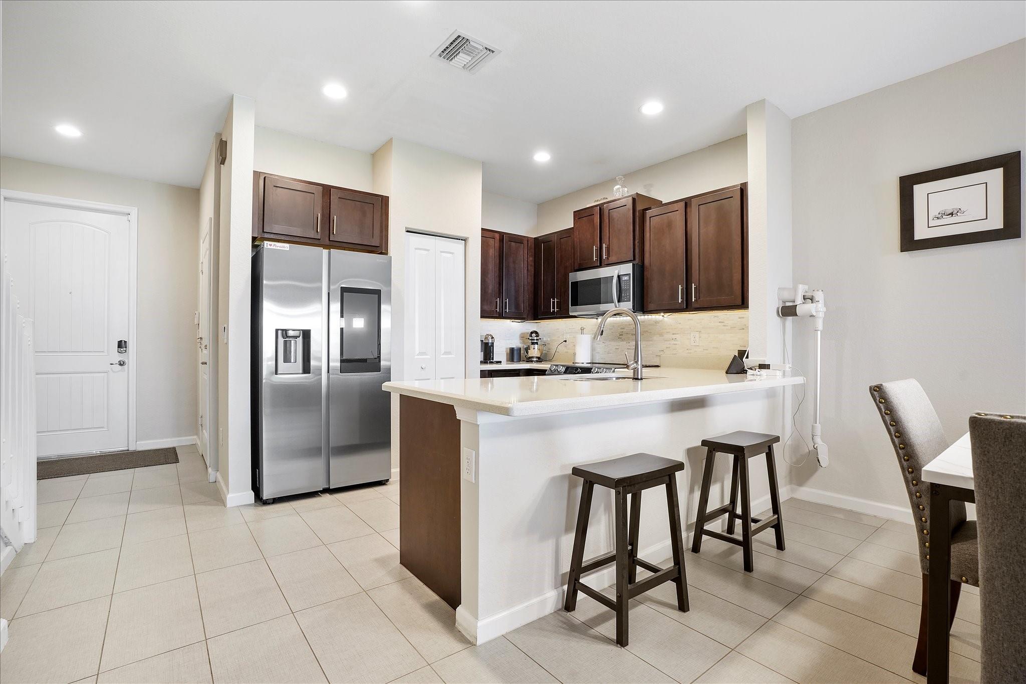 EASTSIDE VILLAGE of Oakla - Residential
