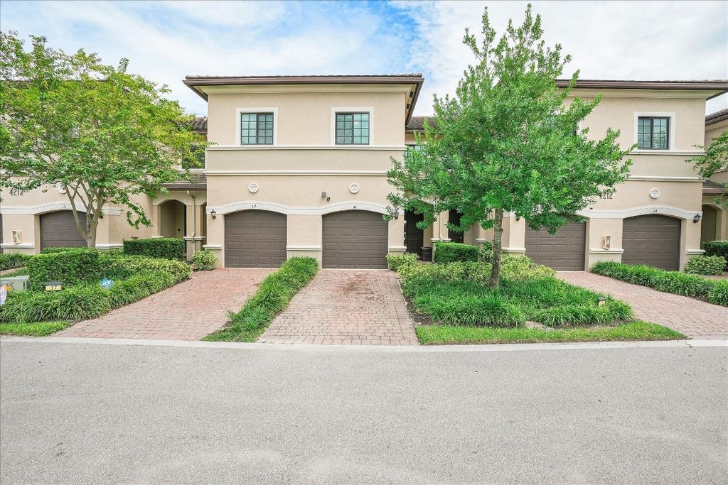 Photo of 4212 N Dixie Highway #36, Oakland Park, FL 33334 (MLS # F10528280)