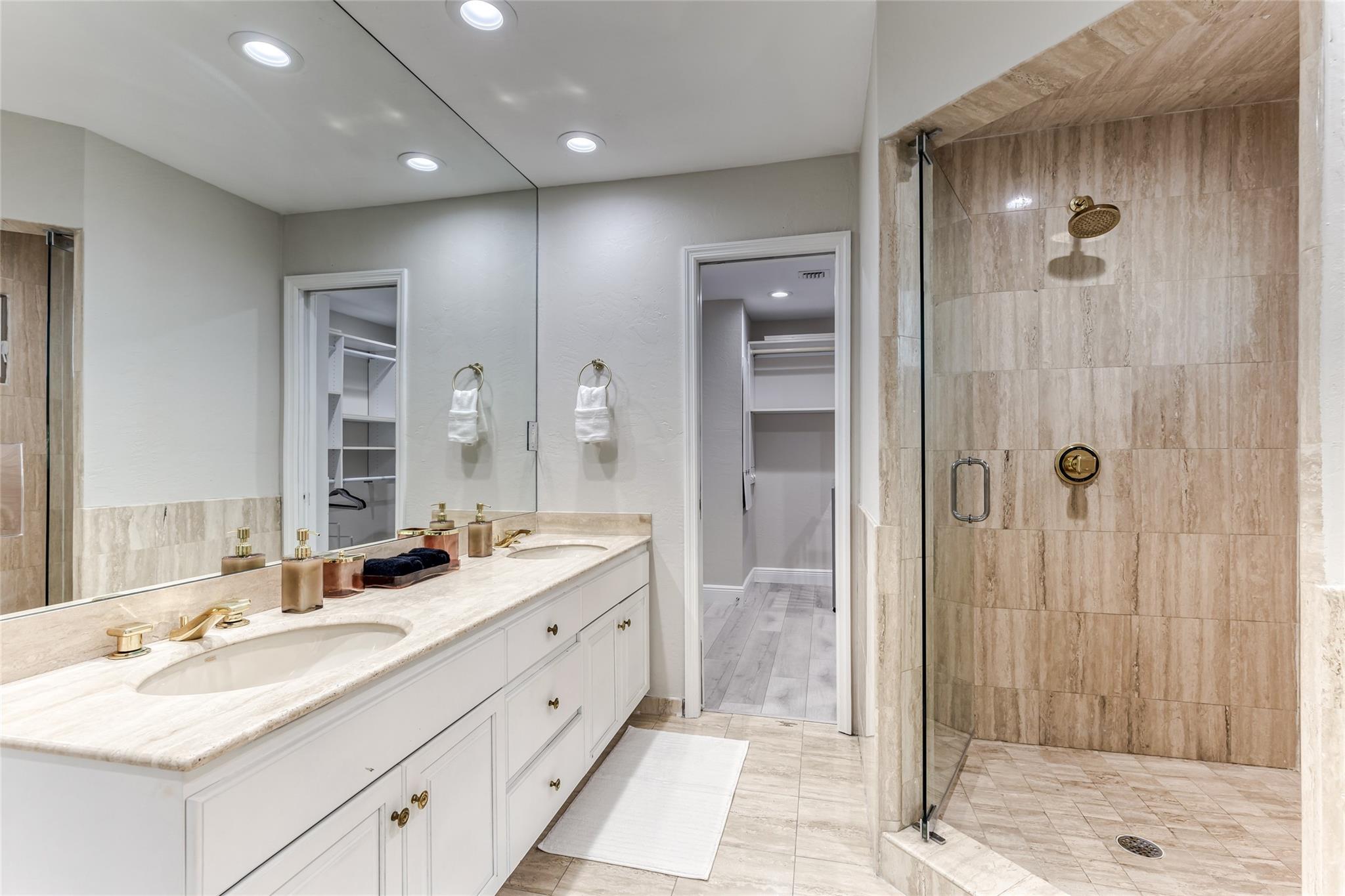 SUNRISE KEY - Residential Lease