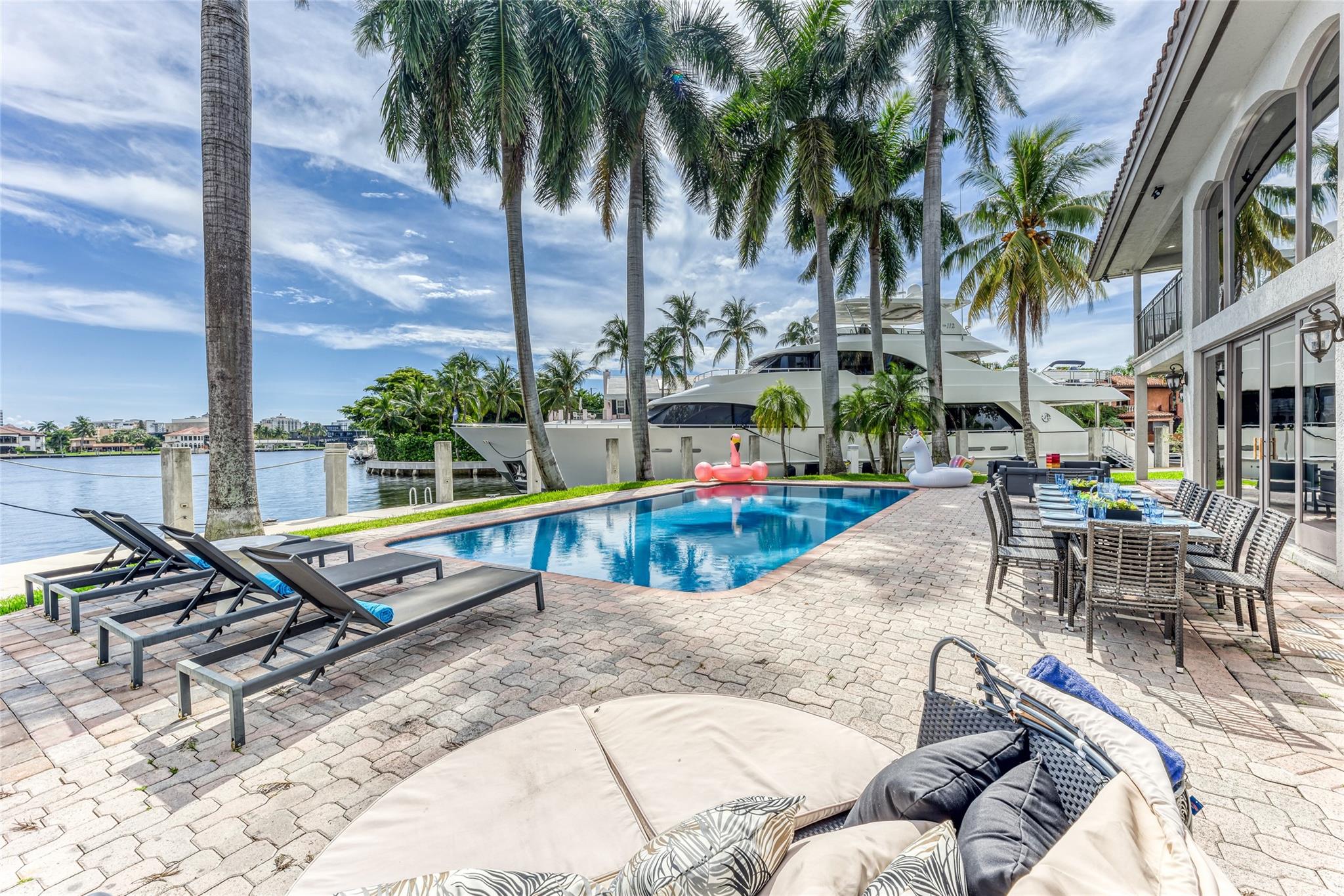 SUNRISE KEY - Residential Lease