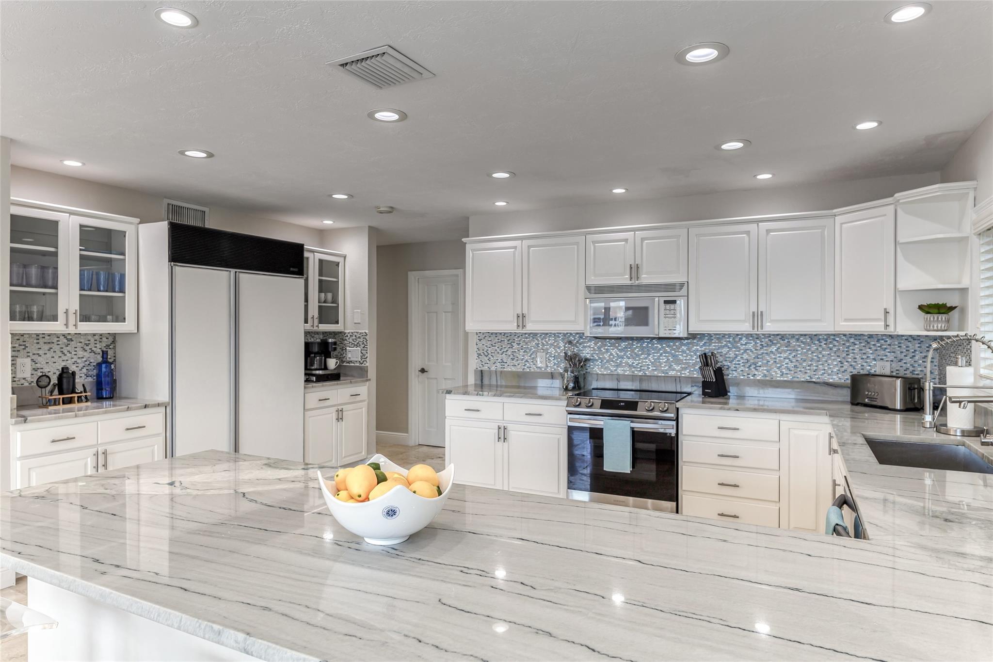 SUNRISE KEY - Residential Lease