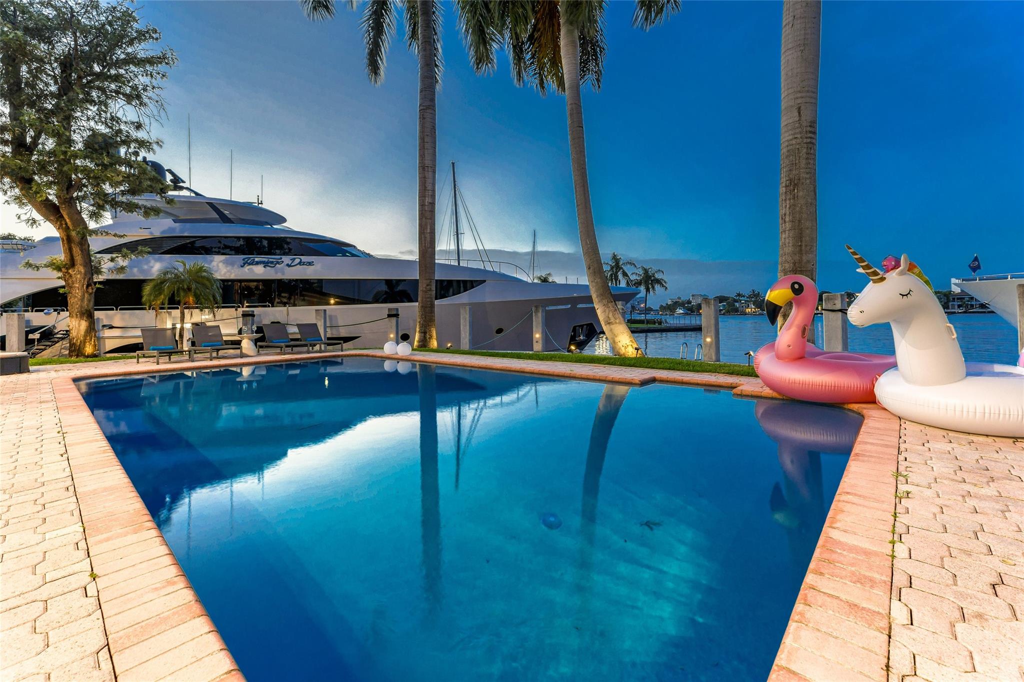 SUNRISE KEY - Residential Lease