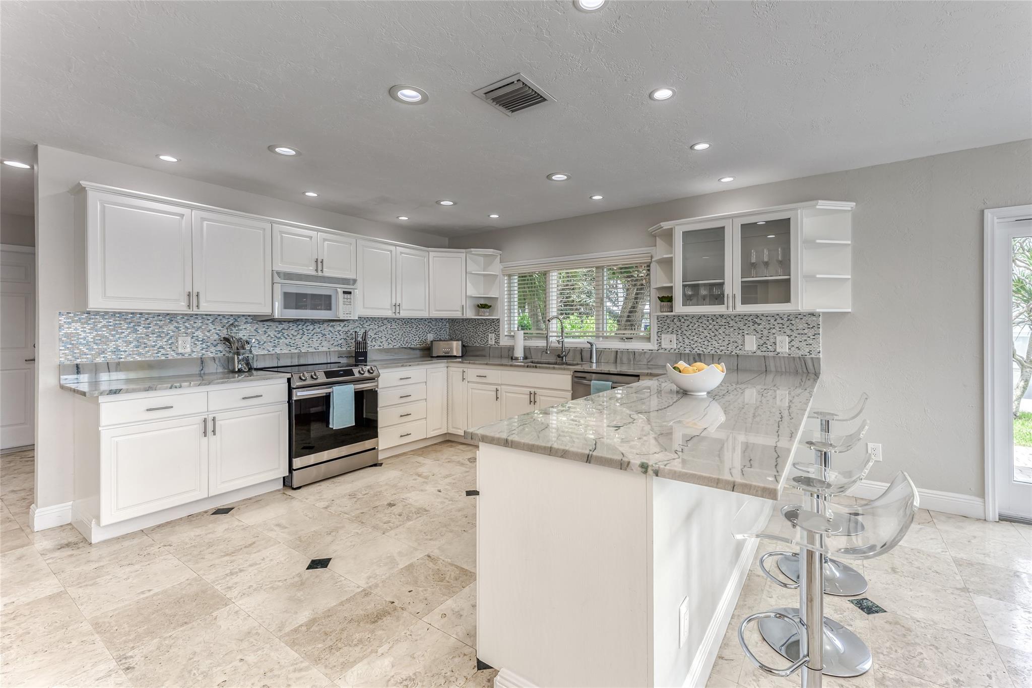 SUNRISE KEY - Residential Lease